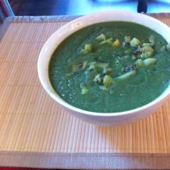 Agurk - kiwi - suppe
