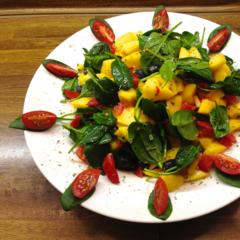 Mango - blåbær - spinat - salat